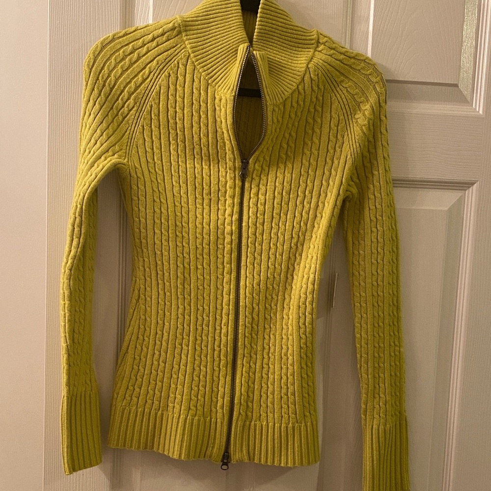 Free People Women’s  Yellow Cable Knit Sweater & miniskirt